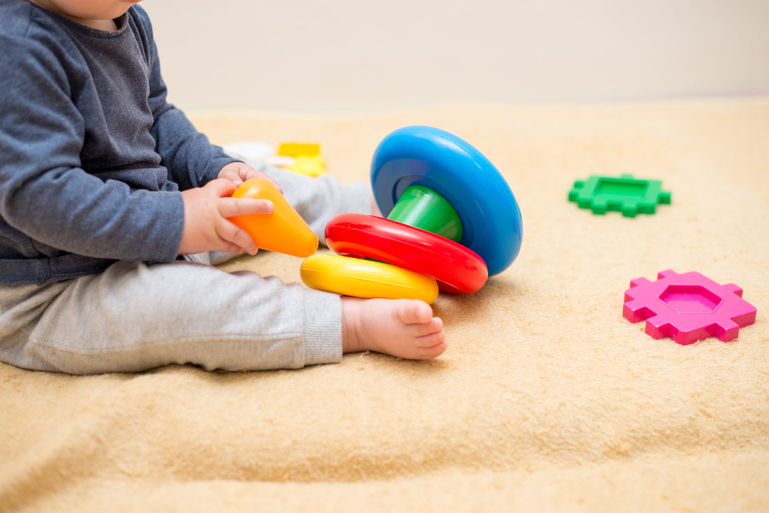 🧸 Juegos sensoriales para bebés: Cómo estimular su desarrollo mientras se divierten
