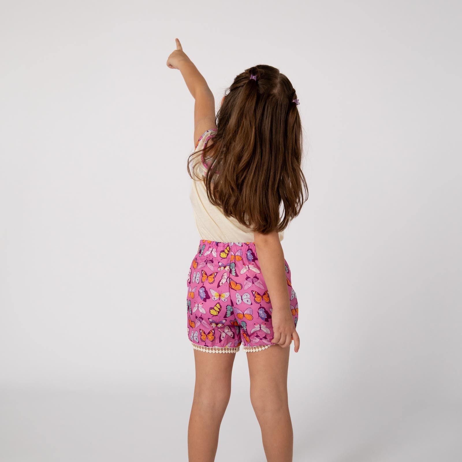 Conjunto de Blusa con Corazón Floral y Shorts de Mariposas para Niñas 2-10/12 años